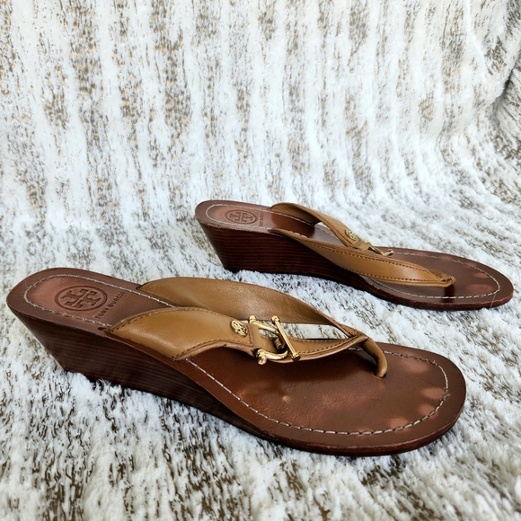 Tory Burch "Nora Mestico Wedge" Brown Leather Thong Sandal | Women's Size 7.5 - Picture 7 of 11